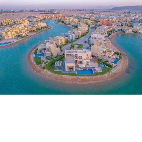 4BR Villa with Private Pool Tawila Lagoon El Gouna