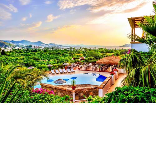 4reasons hotel + bistro | 12+