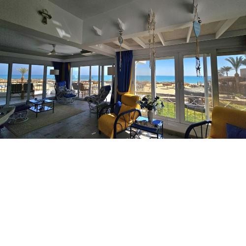 6 beds Beachfront Red sea Chalet Gorgeous View
