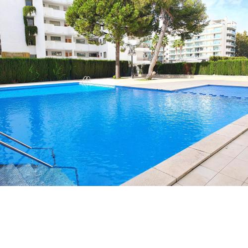 6 Salou centro playa piscina parking