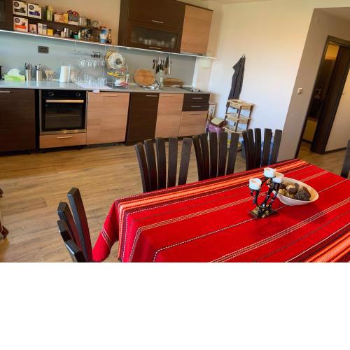 7 apartments in Alexander complex