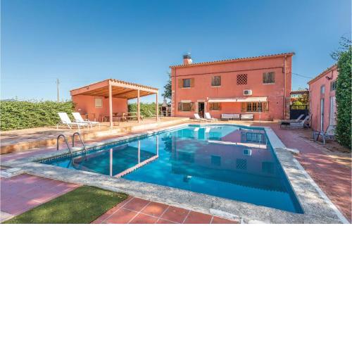 8 Bedroom Amazing Home In Riudellots