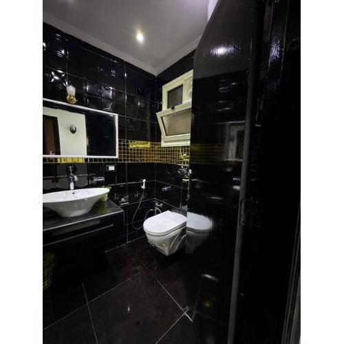 شقة فخمة بالمهندسين