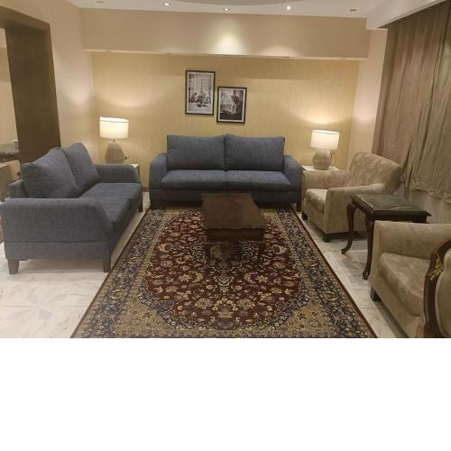 شقة فاخرة لدينا للاقامةالفندقية المريحة