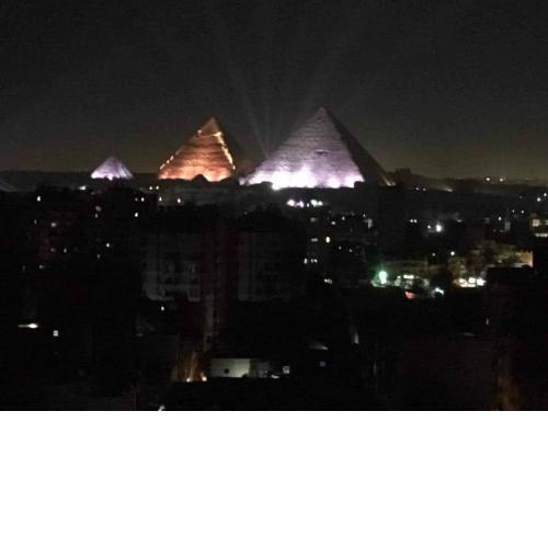 اللبيني هرم خلف فندق سياچ ڤيو الهرم