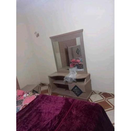 شقه