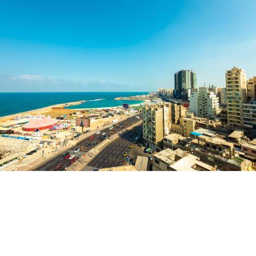 شقة فندقية مكيفة علي البحر مباشرة اغتنم الفرصة