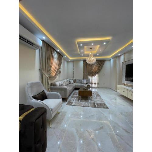 شقه مفروشه راقيه