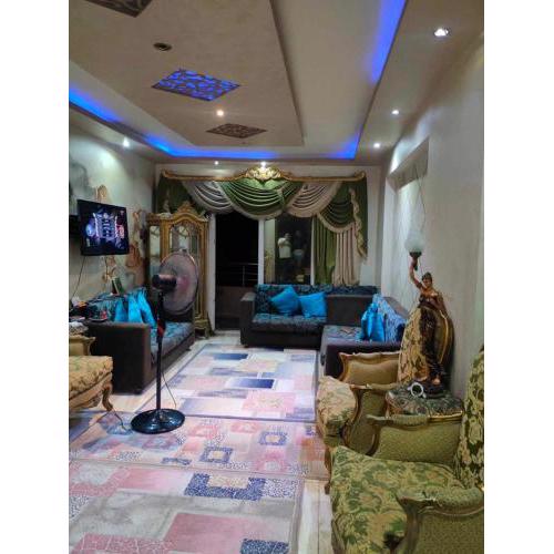 شقه فاخره للايجار بكامب شيزار