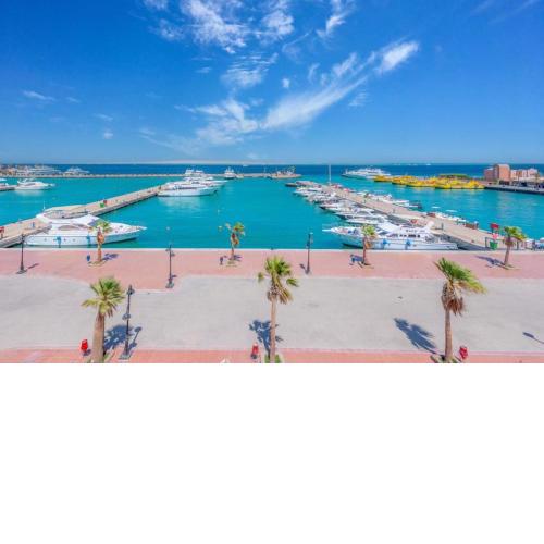 شقه بمارينا الغردقه