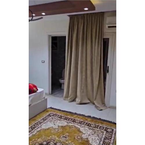 شقه فندقيه في الشيخ زايد