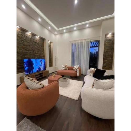 شقه فندقيه
