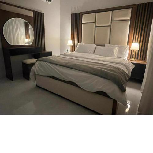 شقه فندقيه