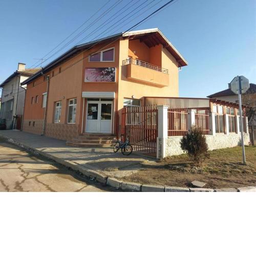 Стаи за гости Елени