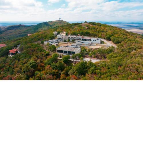 Хотелски комплекс Ямболен