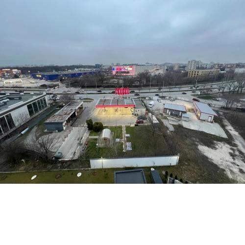 ТОП Двустаен в Панорама Парк