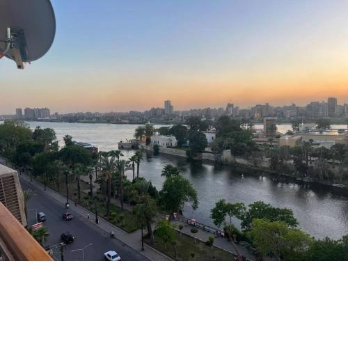 A luxury apartment fully nile view -Downtown Cairo