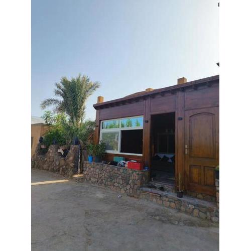 A private beach House Eel Garden