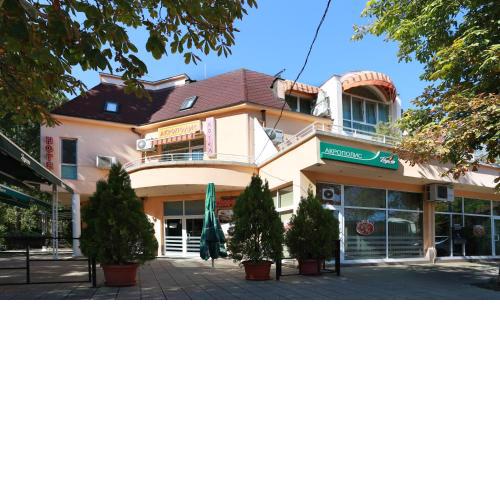 Acropolis Hotel