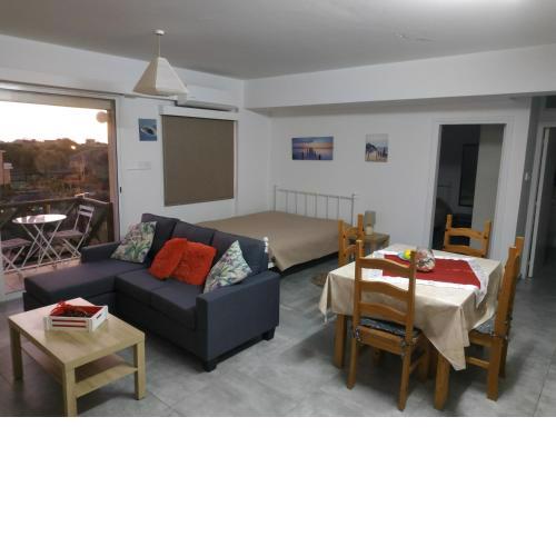 Adonis Apartment