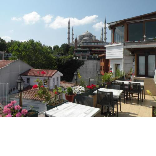 Agora Boutique Hotel & Bistro