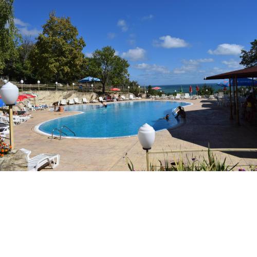 Ahilea Hotel - Free Pool Access