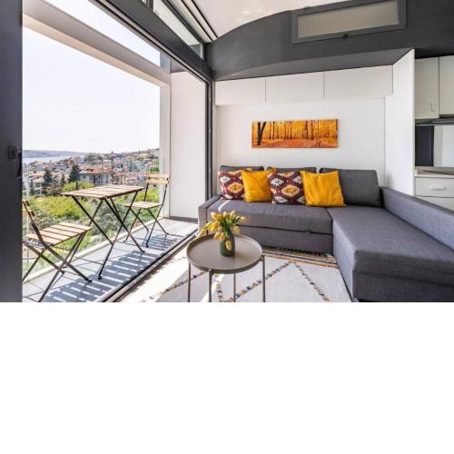 Airy Studio W Stunning Views Private Patio #362