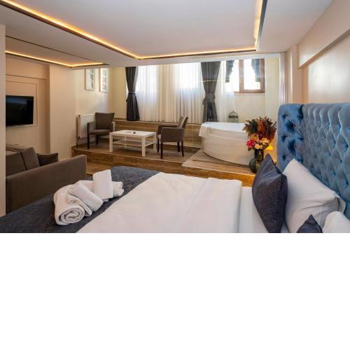 Aiza Suites