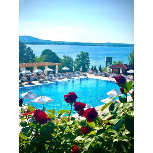 AJ Apartment 1 with Pool view, Santa Marina Holiday Village, Sozopol
