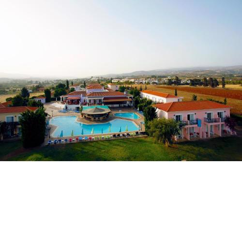 Akamanthea Holiday Village