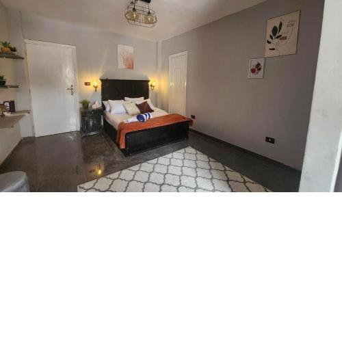 AL DOKI COMFORT ROOM - Males only
