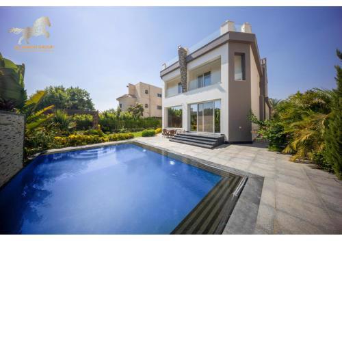 Al Sawah Stand Alone Villa With Private Pool