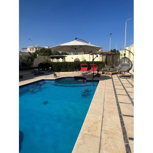 Alis Villa