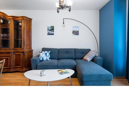 Alla Prima ~ 1BD Flat in Sofia Centre + Desk