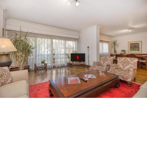 Almond Apartment