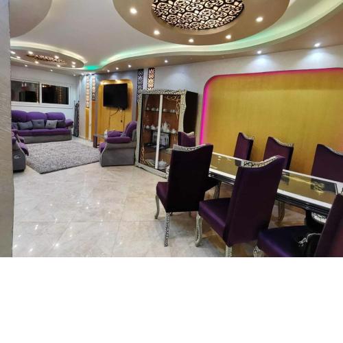 Alnahas St. Two-Bedroom Apartment With Jacuzzi
