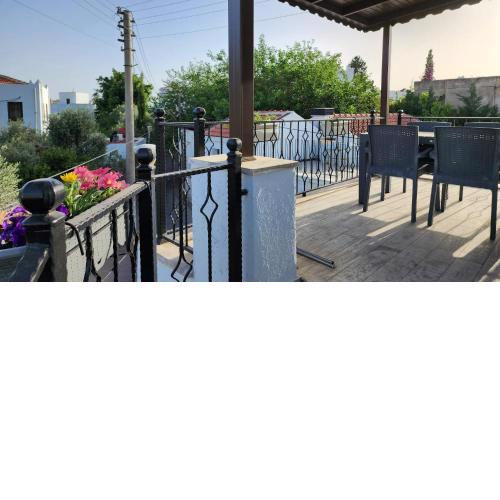 Alpi Apart Bodrum Daphne House - quite, close to the sea and central
