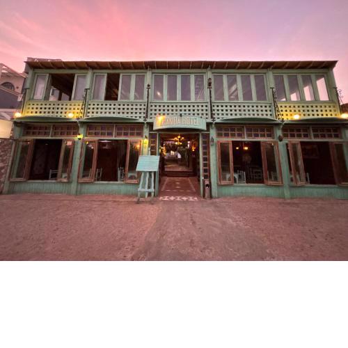 Amanda beach hotel