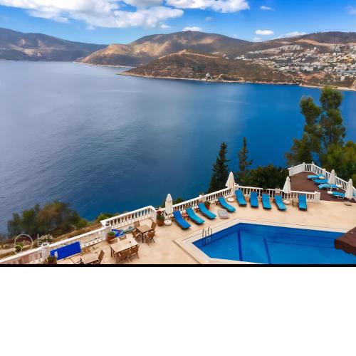 Amazing 2 bedroom penthouse!
