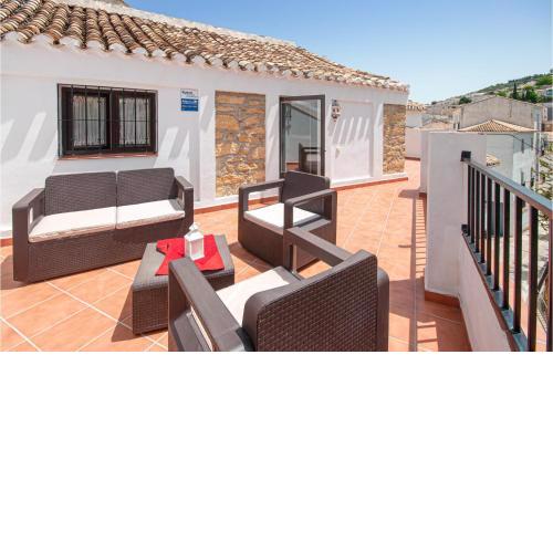 Amazing Apartment In Monterio With Kitchenette