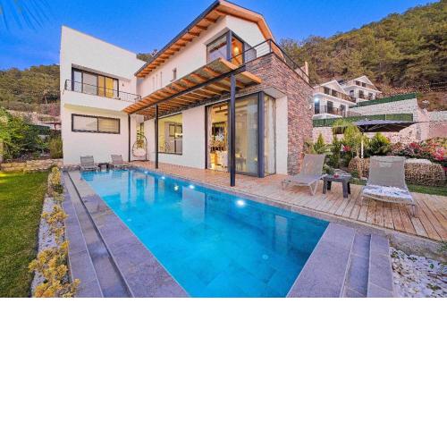 Amazing Luxurious Villa Bali Faralya by Luxury Group