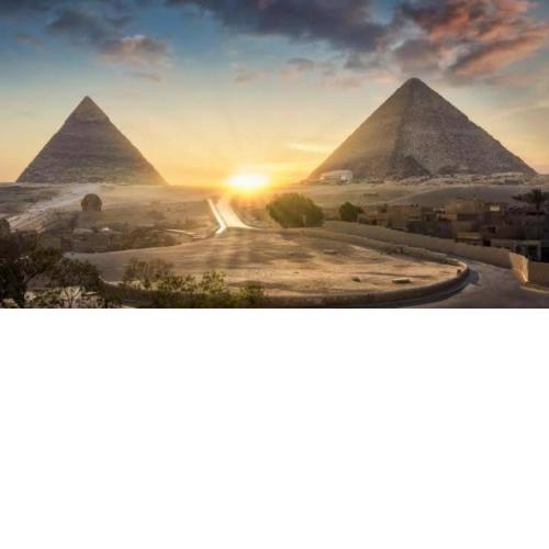 Amazing Pyramids Hotel