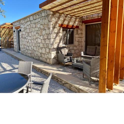 Ammos Luxury Suits and Residences