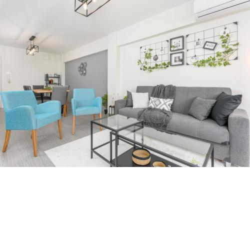 Amore 2-BR Apt By Finikoudes