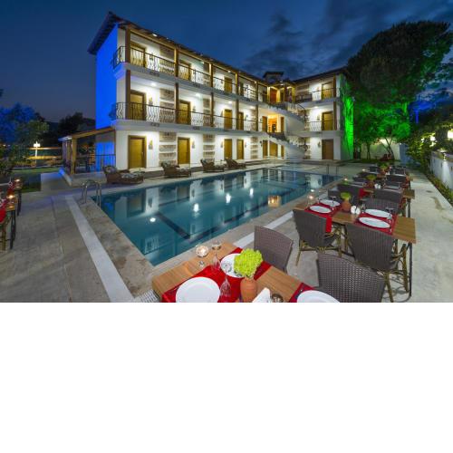 Amore Hotel Teki̇rova