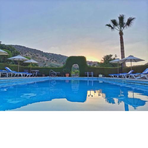 Ampelokipi Holiday Apartments