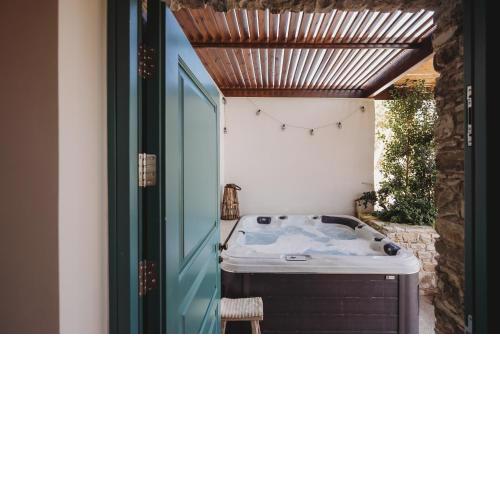 Andama Luxury Suites