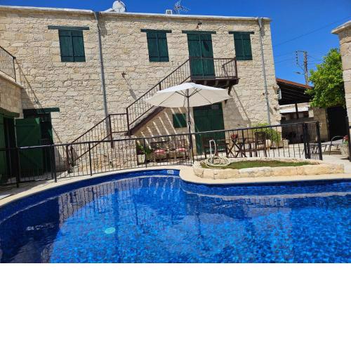Andrianna's Cottage