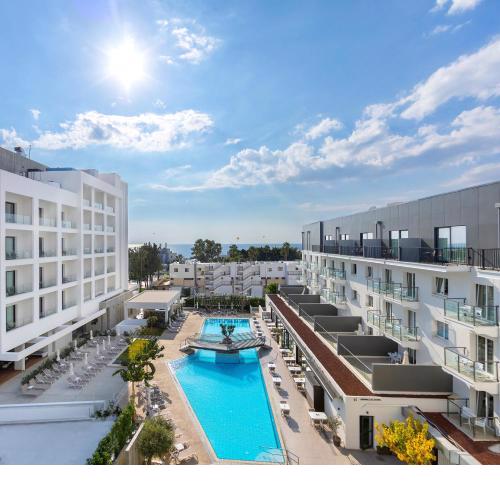 Anemi Hotel & Suites