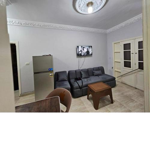 Anewly furnished apartment for rent long periods only